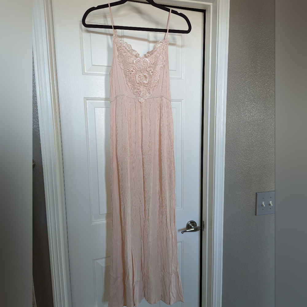 🩷 Flowy Dusty Pink Dress